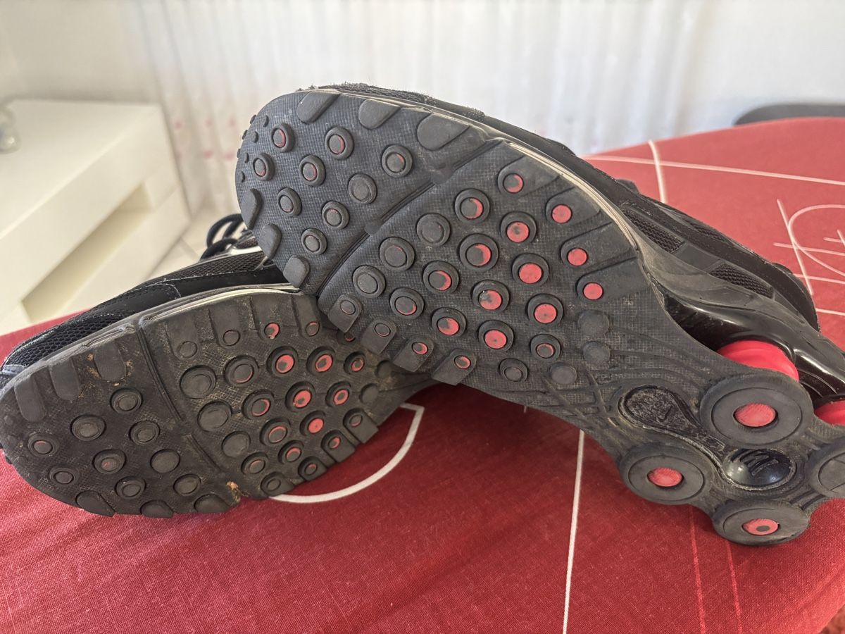 Nike Scarpe da uomo: Nike Grösse 41 – Usato da Niederuzwil venduto da Amicio 1