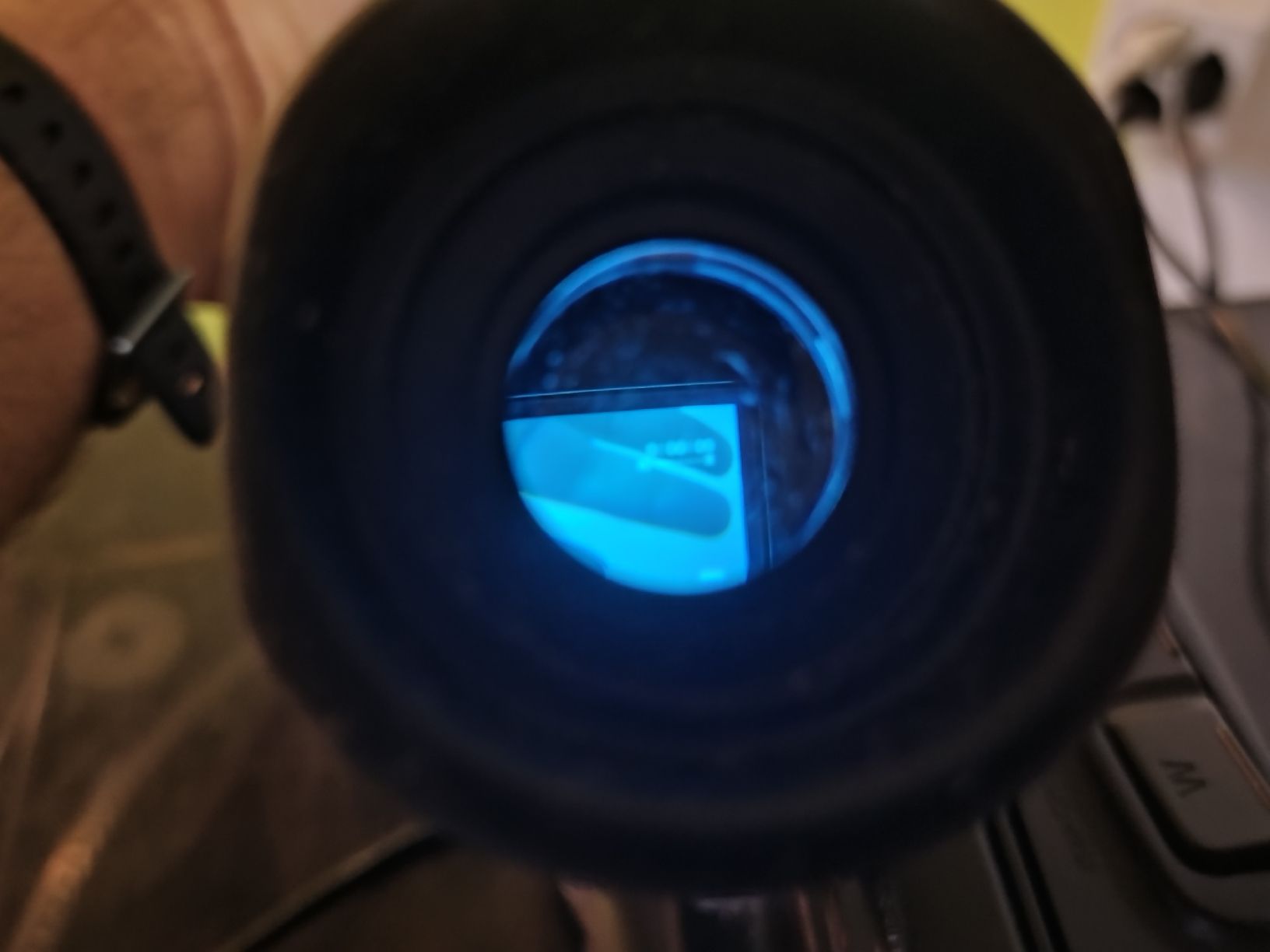 Sony Videocamere: Caméscopes Sony CCD-TR330E + TR350E HI8 – Difettoso da Farvagny-le-Grand venduto da LaCaverne 8