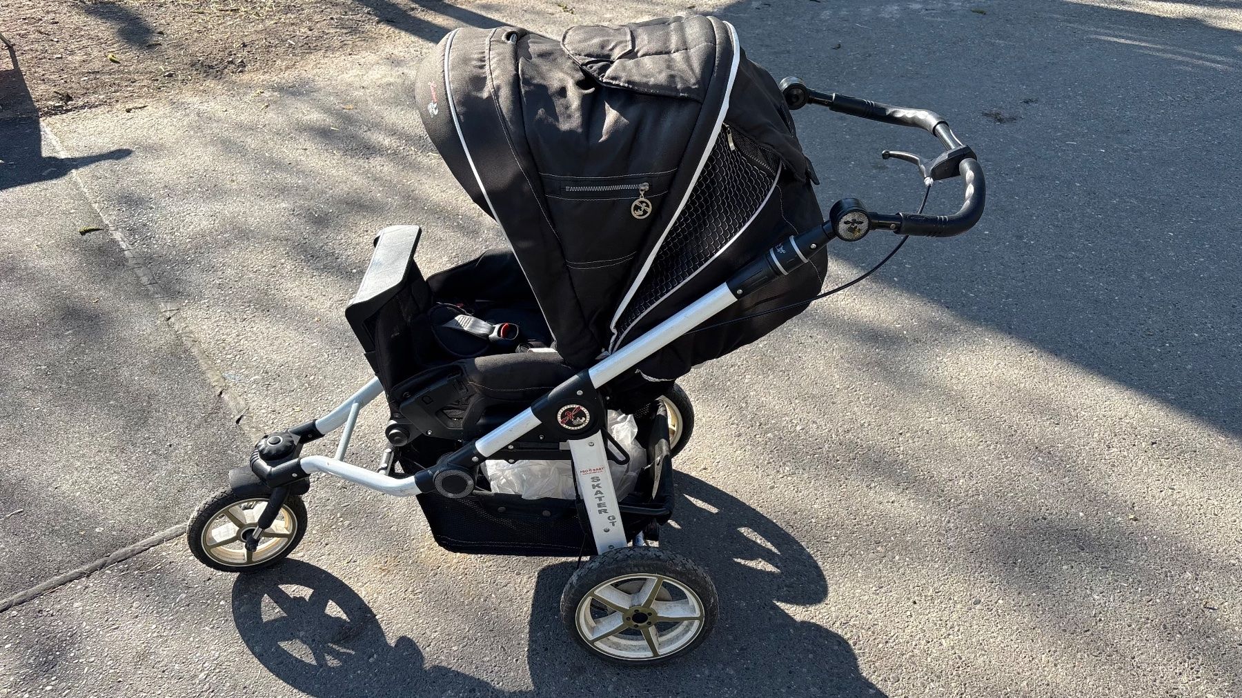 Hartan Carrozzine: Gut erhaltener Kinderwagen – Usato da Worb venduto da jon_8wpq