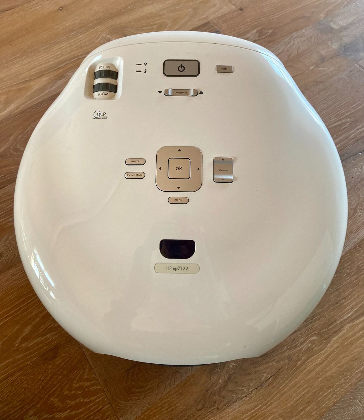Home Cinema: HP EP7112 DLP Beamer – Usato da Eglisau venduto da Shoprabbit