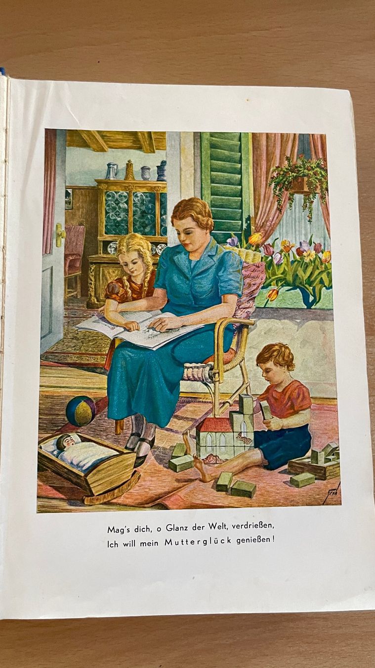 Livres: Die Schweizerfrau als Mutter und Erzieherin 1935 – D'occasion à Glattfelden par cybermaxx 3
