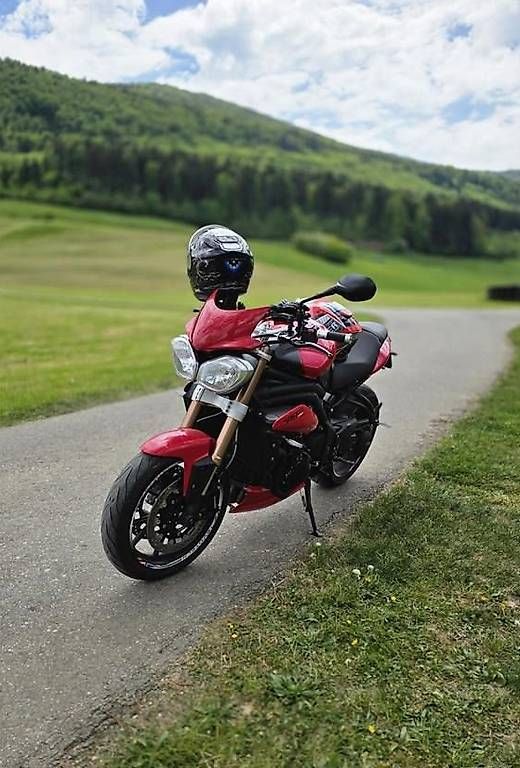 Route: Triumph Speed Triple 1050 – D'occasion à Langenthal par Goergens10 2