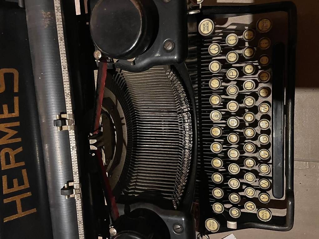 Macchine da scrivere: Machine à écrire Hermès 3000 – Usato da Colombier NE venduto da mistigris007 1