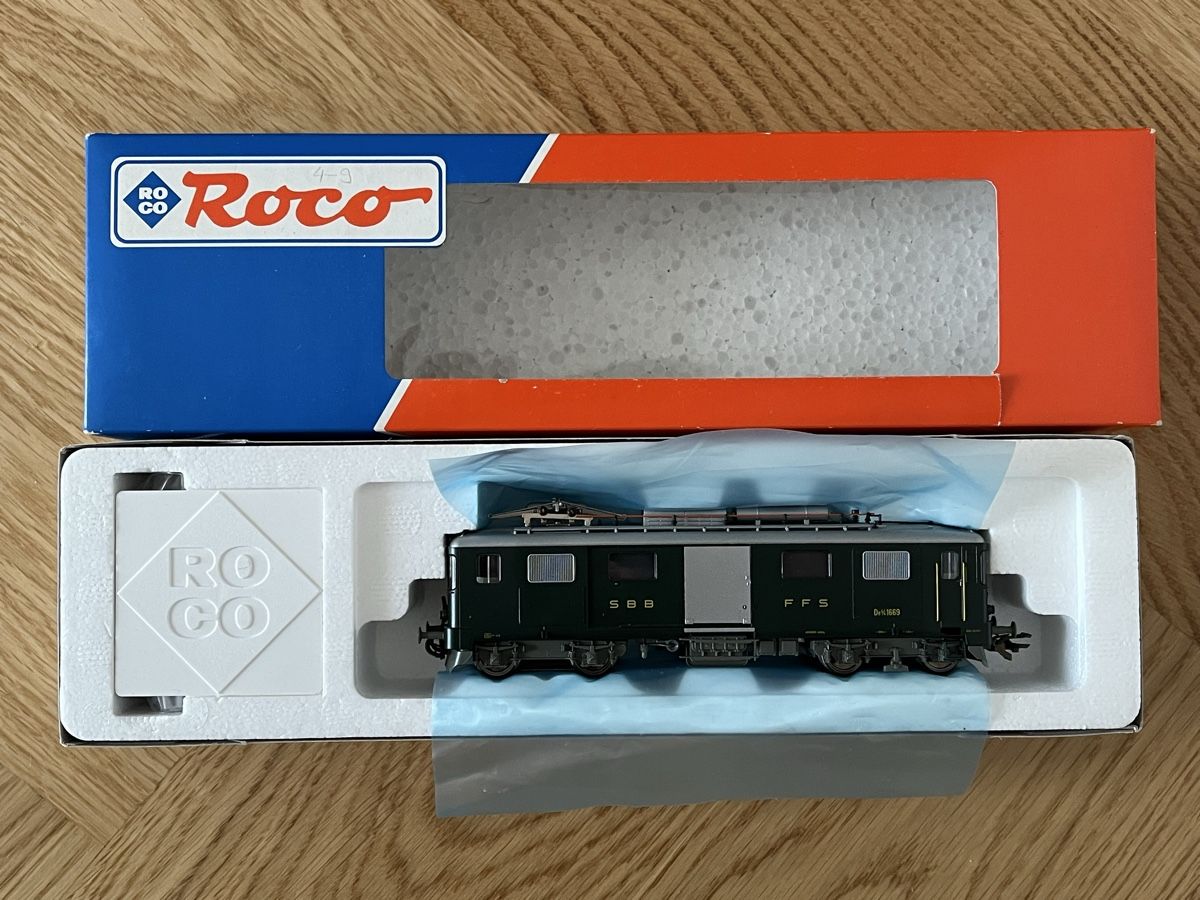 Roco Modellini di ferrovie: SBB De 4/4 Gepäcktriebwagen Roco AC digital – Usato da Basel venduto da Re620_11627 8
