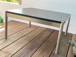 USM CouchtischOutdoor,Marmorplatte,Chromstahlgestell,75x75cm