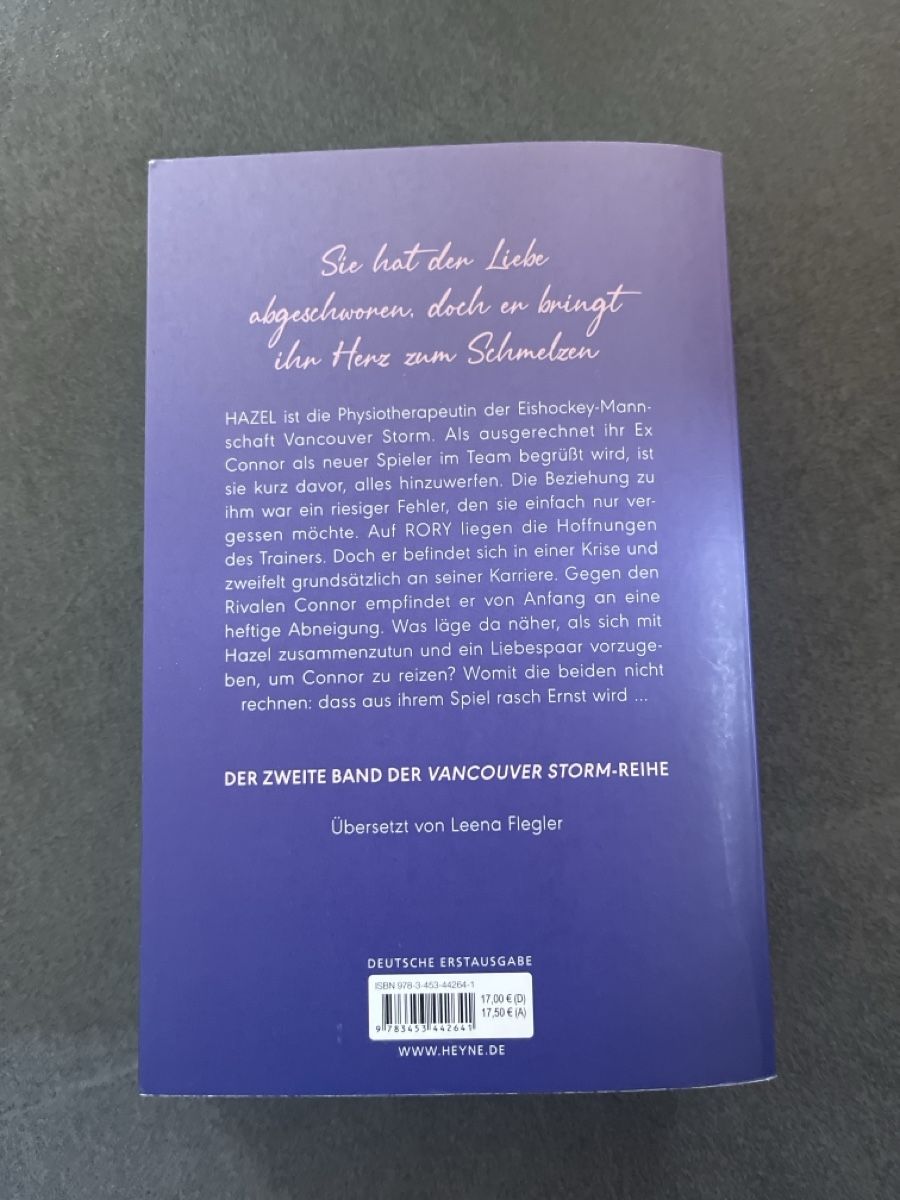 Livres: The fake out von Stephanie Archer – D'occasion à Tägerig par leo_j7br 1