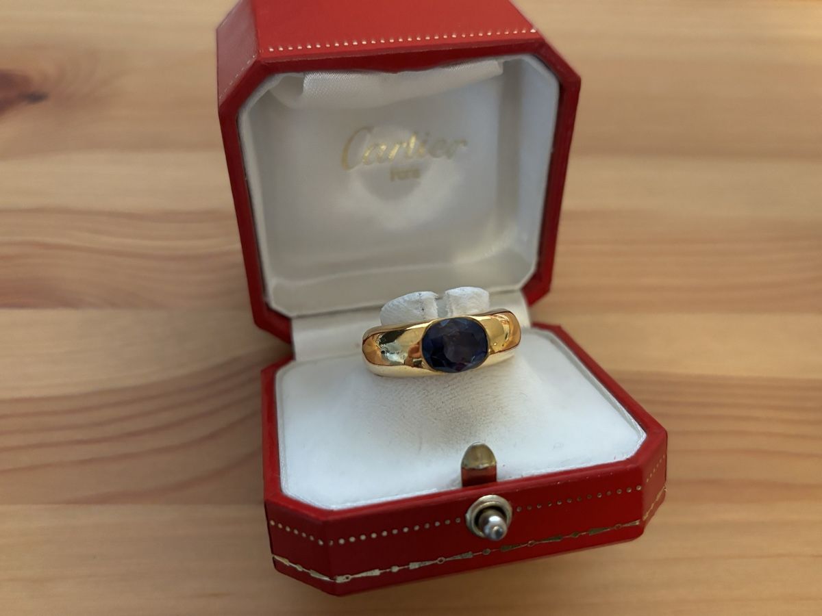 Cartier Anelli: Vintage Cartier Blauer Saphir Ring Gold – Usato da Embrach venduto da Ghostwarrior