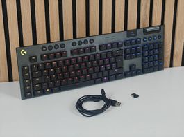 Logitech G915 Lightspeed Wireless Tastatur (Tactile, CH)