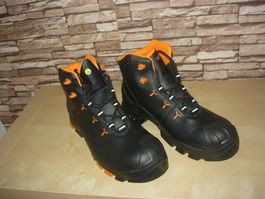 UVEX Arbeits/Sicherheitsschuhe. Gr. 43 Neu/Ungetragen