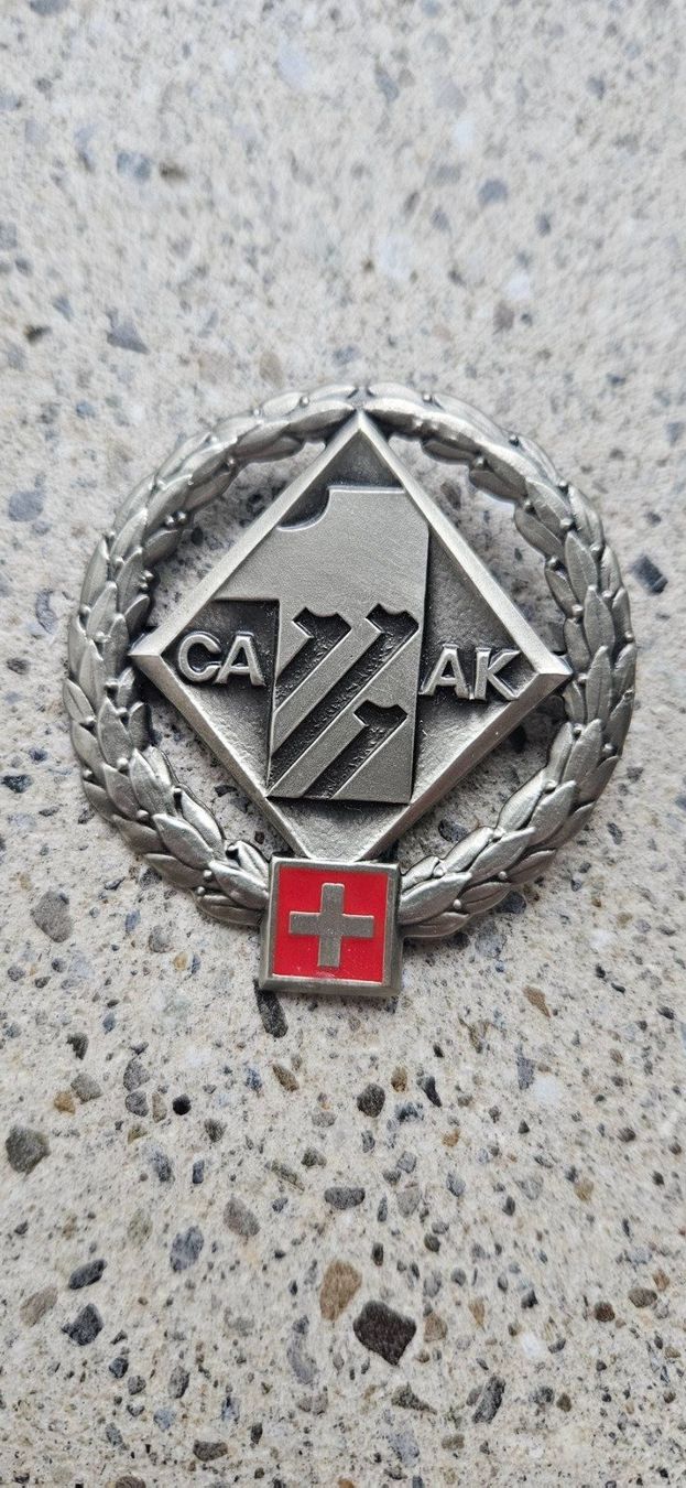 Schweizer Armee Placchette & Badge: *** Beretemblem Silber Schweizer Armee *** – Nuovo e nell'imballaggio originale da Riedholz venduto da fr_sIruP