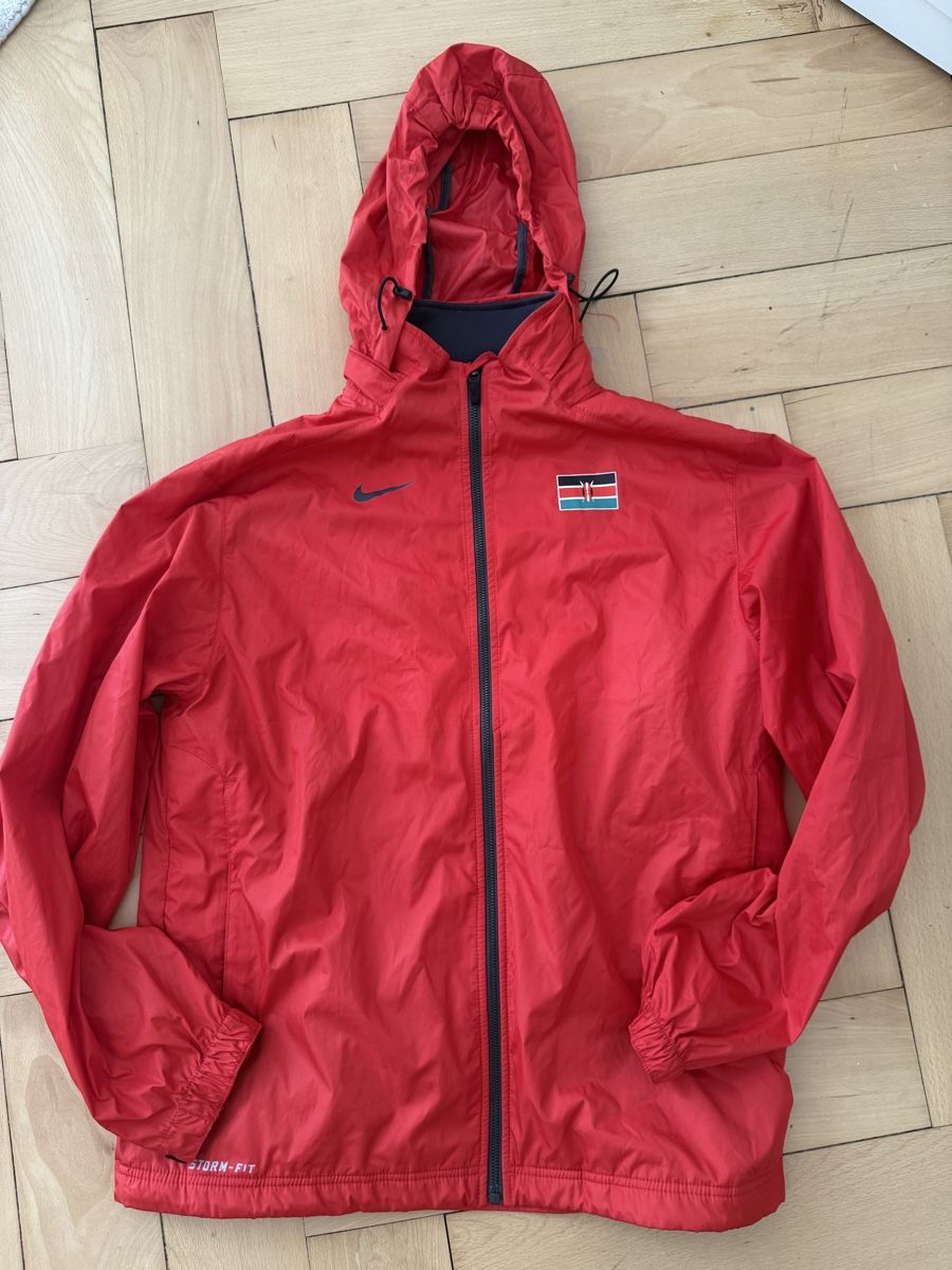 Nike Giacche: Team Kenya Jacket  – Usato da Bern venduto da Laufsport3000