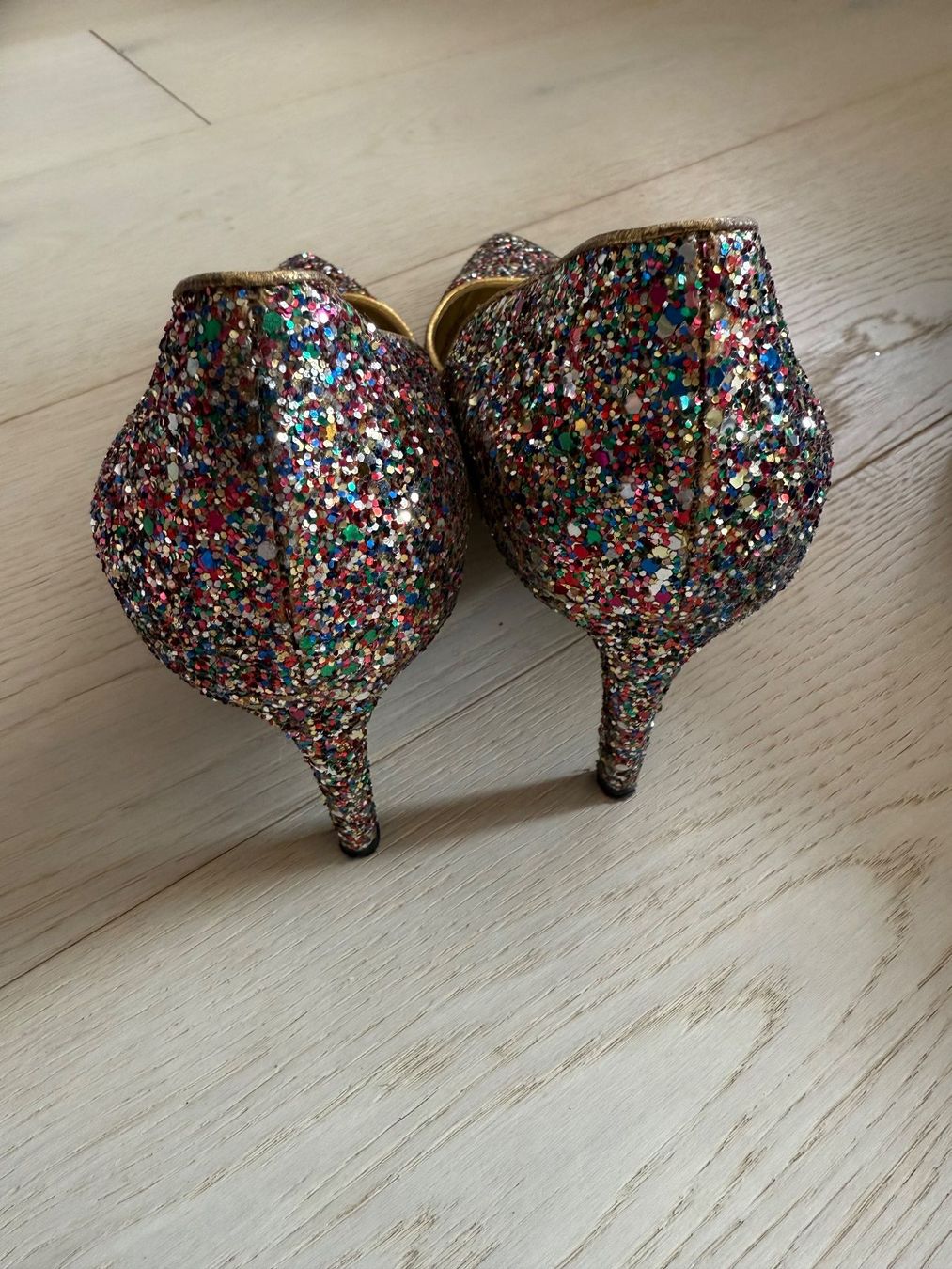 Scarpe da donna: SchoShoes Glitter High heels Gr 37.5 – Usato da Unterägeri venduto da Lerchemeerenge 3