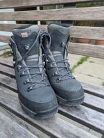 Lowa Wanderschuhe