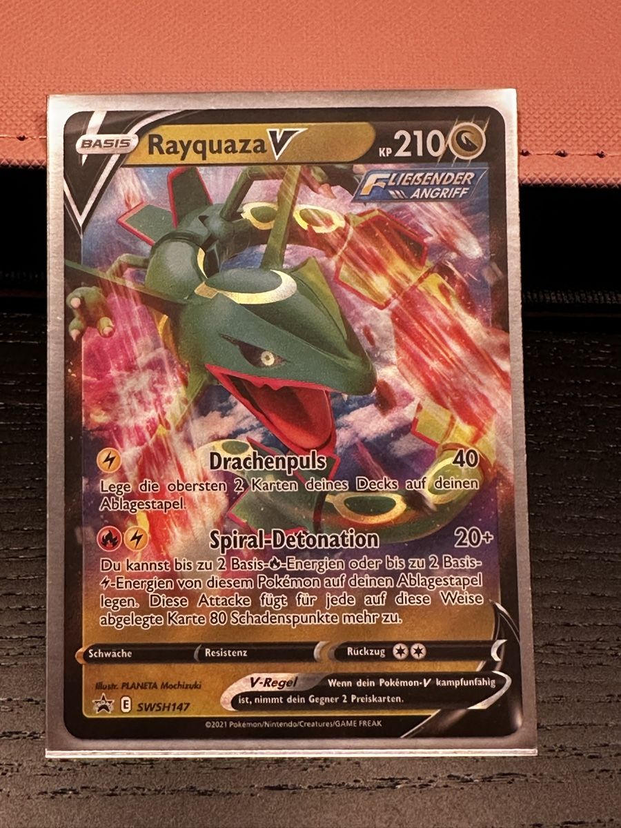 Pokémon Carte collezionabili: Pokemon SWSH147 Rayquaza V DE – Usato da Ebikon venduto da Mi25