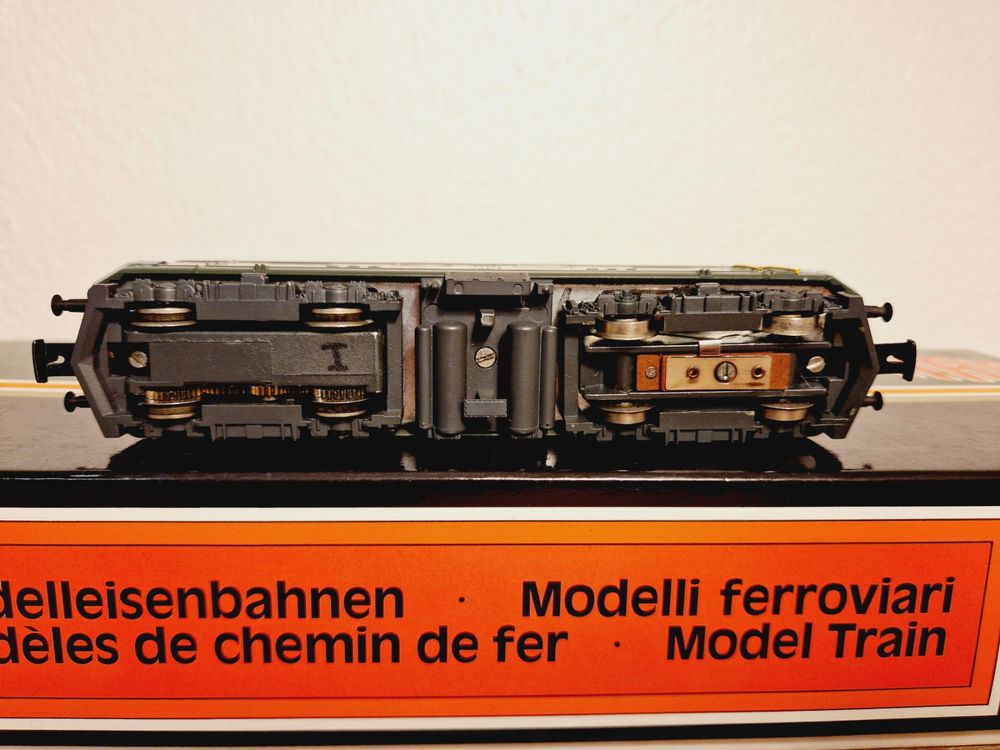 Hag Modelleisenbahnen: Hag 249 E-Lok Re 4/4 10035 Biel SBB H0 – Gebraucht aus St-Aubin-Sauges von Lo_Go 5
