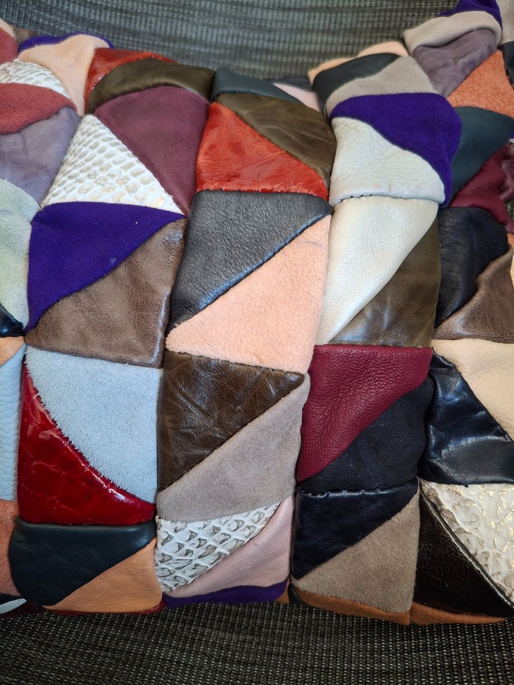 Borse da donna: Schicke Leder Patchwork Umhängetasche Handarbeit – Nuovo (secondo la descrizione) da Bellikon venduto da MellonCollieMitTwint 1