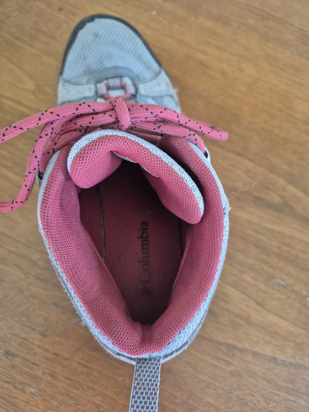 Columbia Scarpe da donna: Columbia Wanderschuhe, Grösse 40 – Usato da Schmitten FR venduto da KaDa81 4