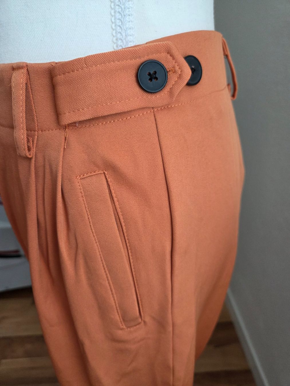 Hosen: Damenhose Orange Grösse S – Gebraucht aus Hittnau von SirKahn 6