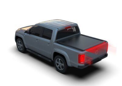 Volkswagen Tutti i ricambio: Tessera Roll+ Laderaumabdeckung VW Amarok 2023+ D/C – Nuovo e nell'imballaggio originale da Aeschlen venduto da Tesser4x4Schweiz 2