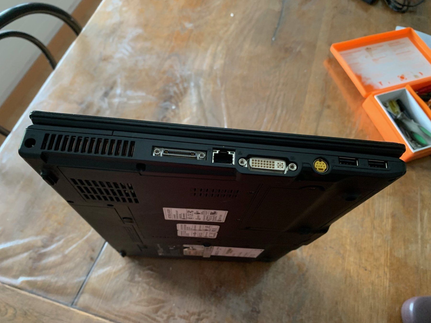 Notebook: MAXDATA Model: Belinea . Laptop startet nicht. Für Teile. – Difettoso da Emmen venduto da newdeal1970 5