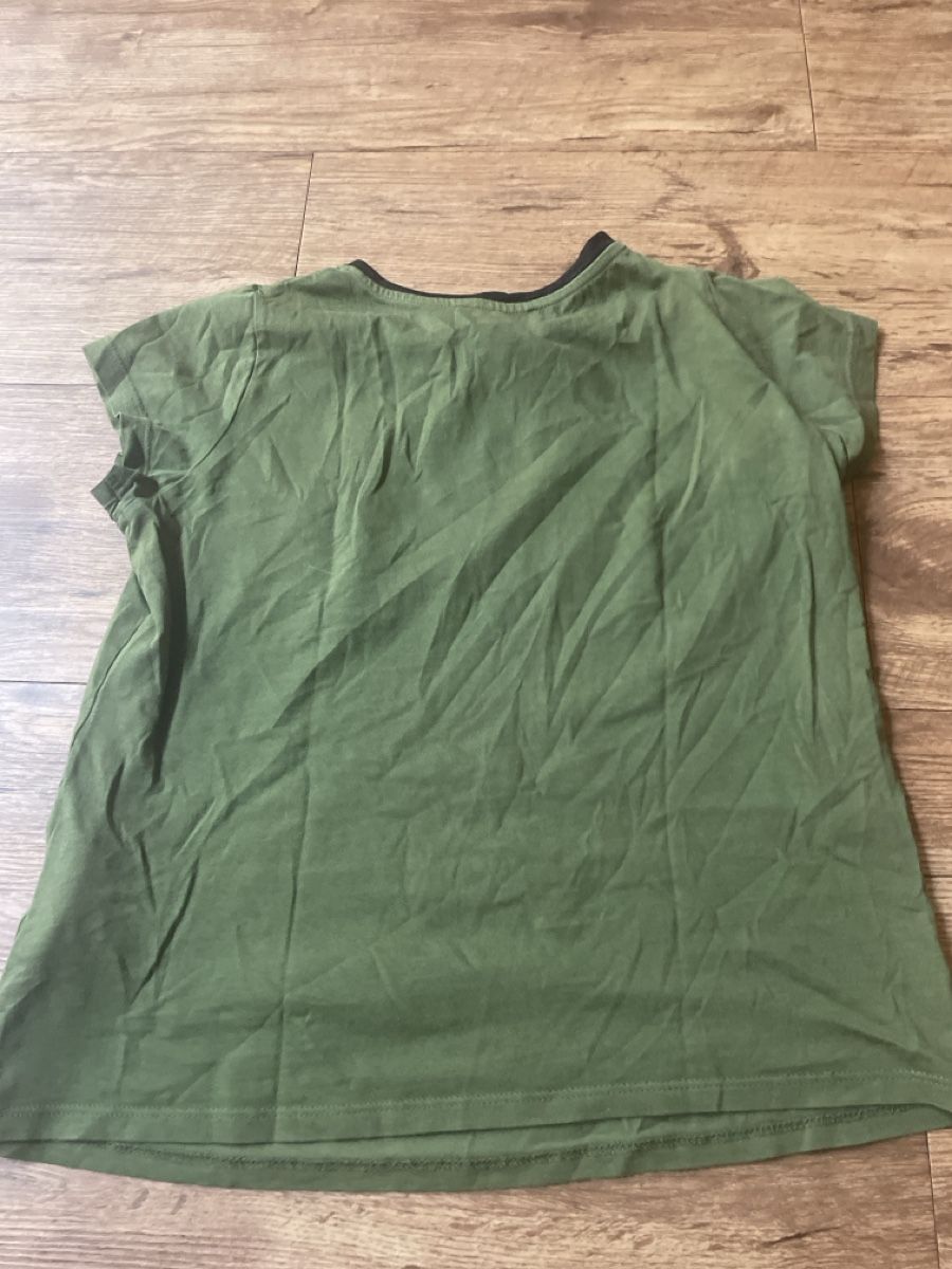 Blouses, T-shirts & Tops: Shirt – Neuf (Voir description) à Unterseen par Panini56 1