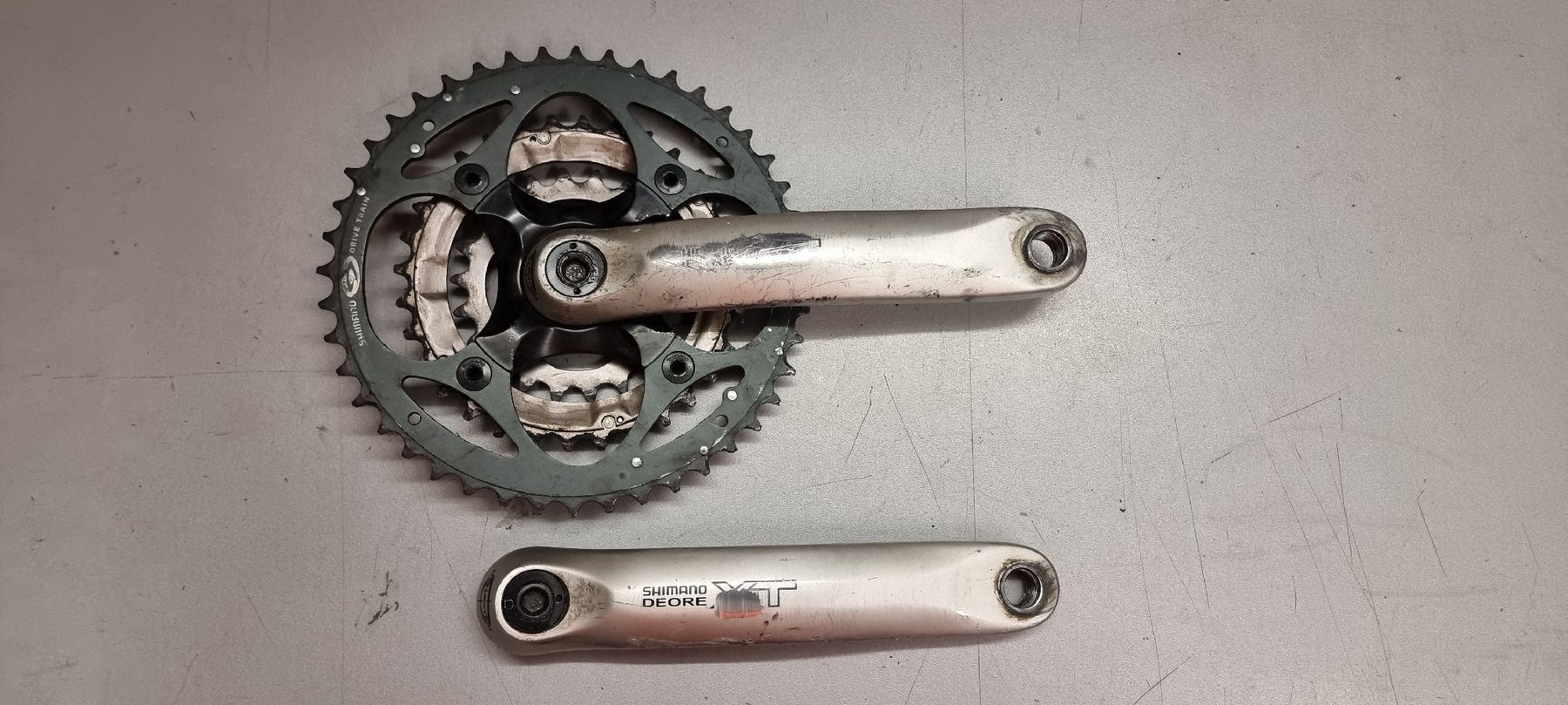 Shimano Pezzi di ricambio: Shimano XT M751 Kurbel – Usato da Seon venduto da Stibinio