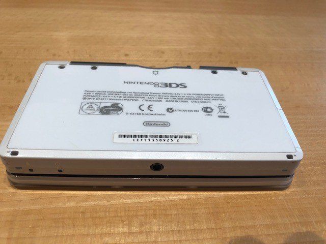 Nintendo Konsolen: Nintendo 3DS Farbe Ice White – Gebraucht aus Altbüron von zet_pnw5 3