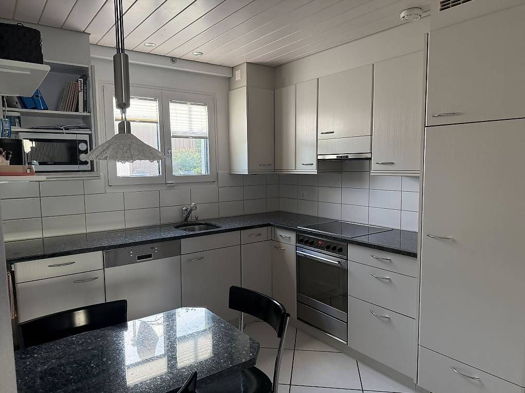 Cucine complete: Küche komplett inkl. Geräte – Usato da Kerzers venduto da kelizi