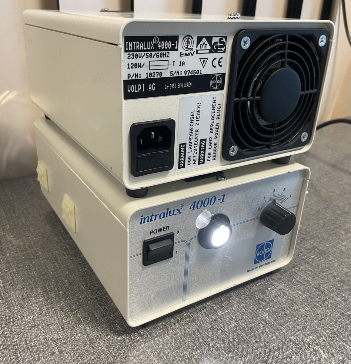 Lampen: Source de lumière de marque Volpi, Intralux 4000. – Gebraucht aus La Neuveville von logane42