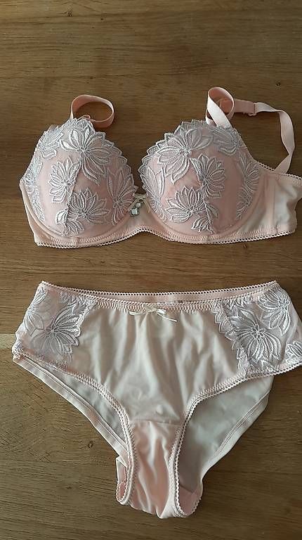 Altra biancheria intima: Unterwäsche neu – Usato da Kriens venduto da honig01
