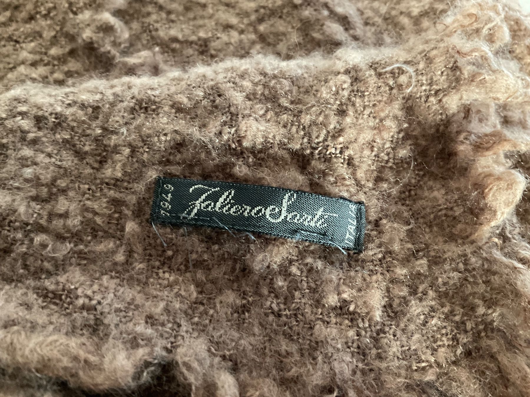 Faliero Sarti Foulard & Sciarpe: Faliero Sarti Schal – Usato da Bern venduto da Gabriela32 4