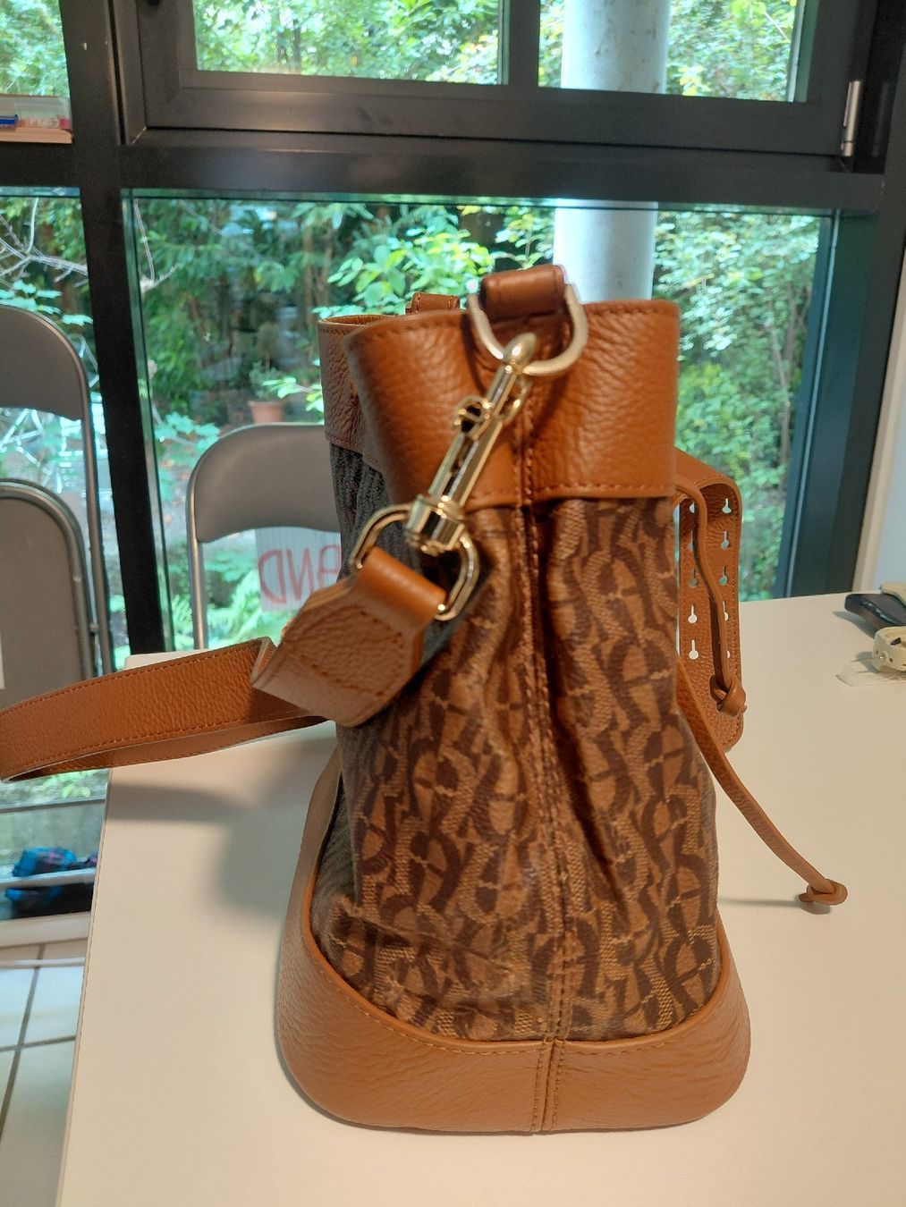 Aigner Borse da donna: Aigner Tasche – Usato da Holderbank AG venduto da Estrela08 1