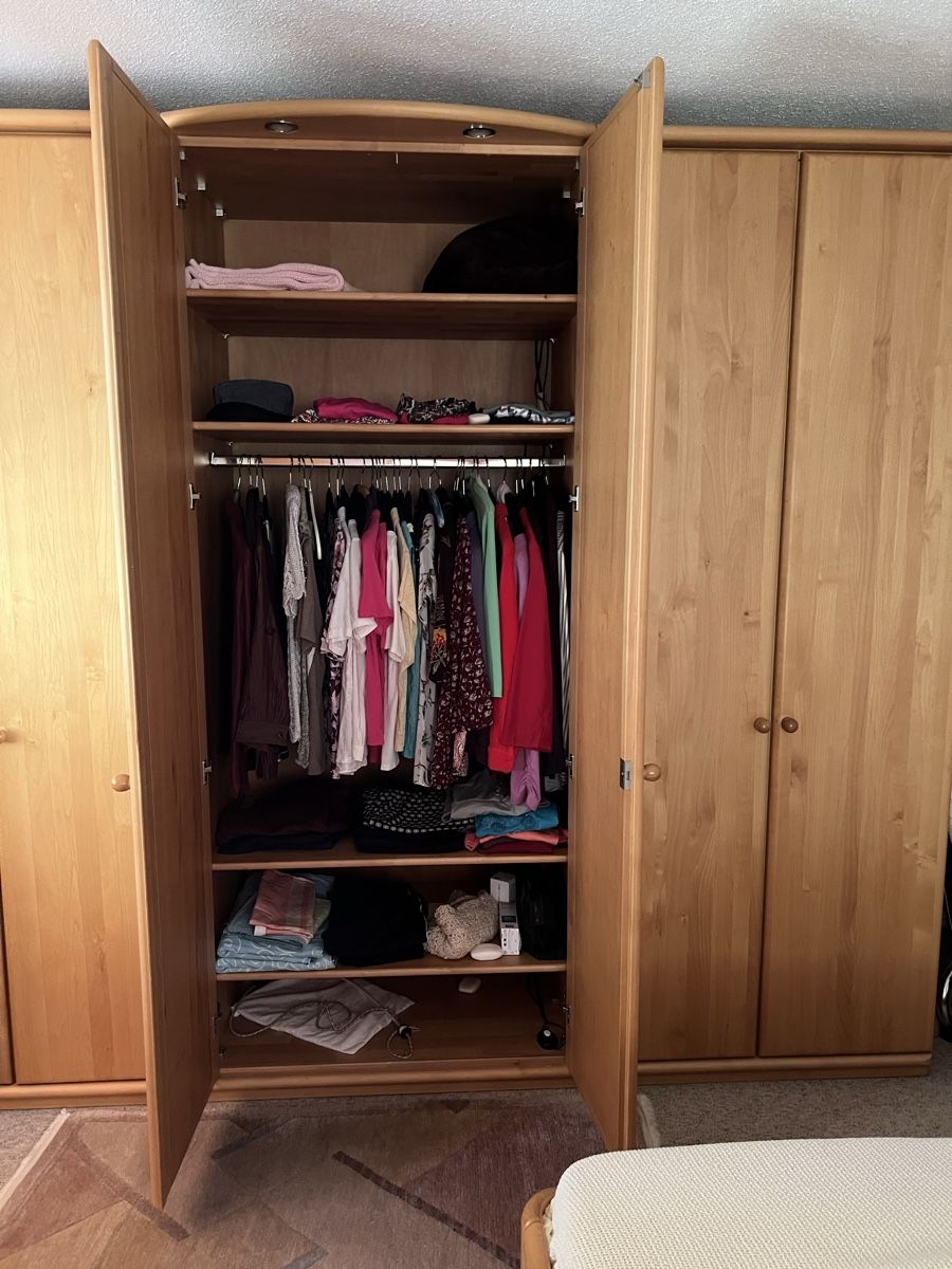 Armadi: Kleiderschrank aus Erlenholz  – Usato da Stachen venduto da hun_x7xb 2