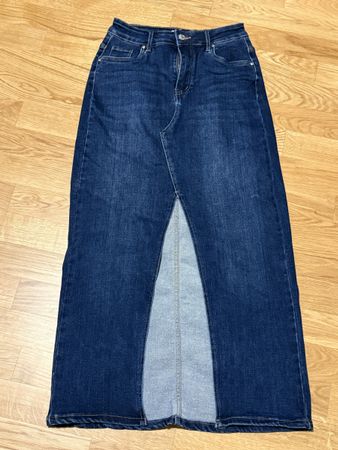 Jeansrock mit Schlitz Gr. M