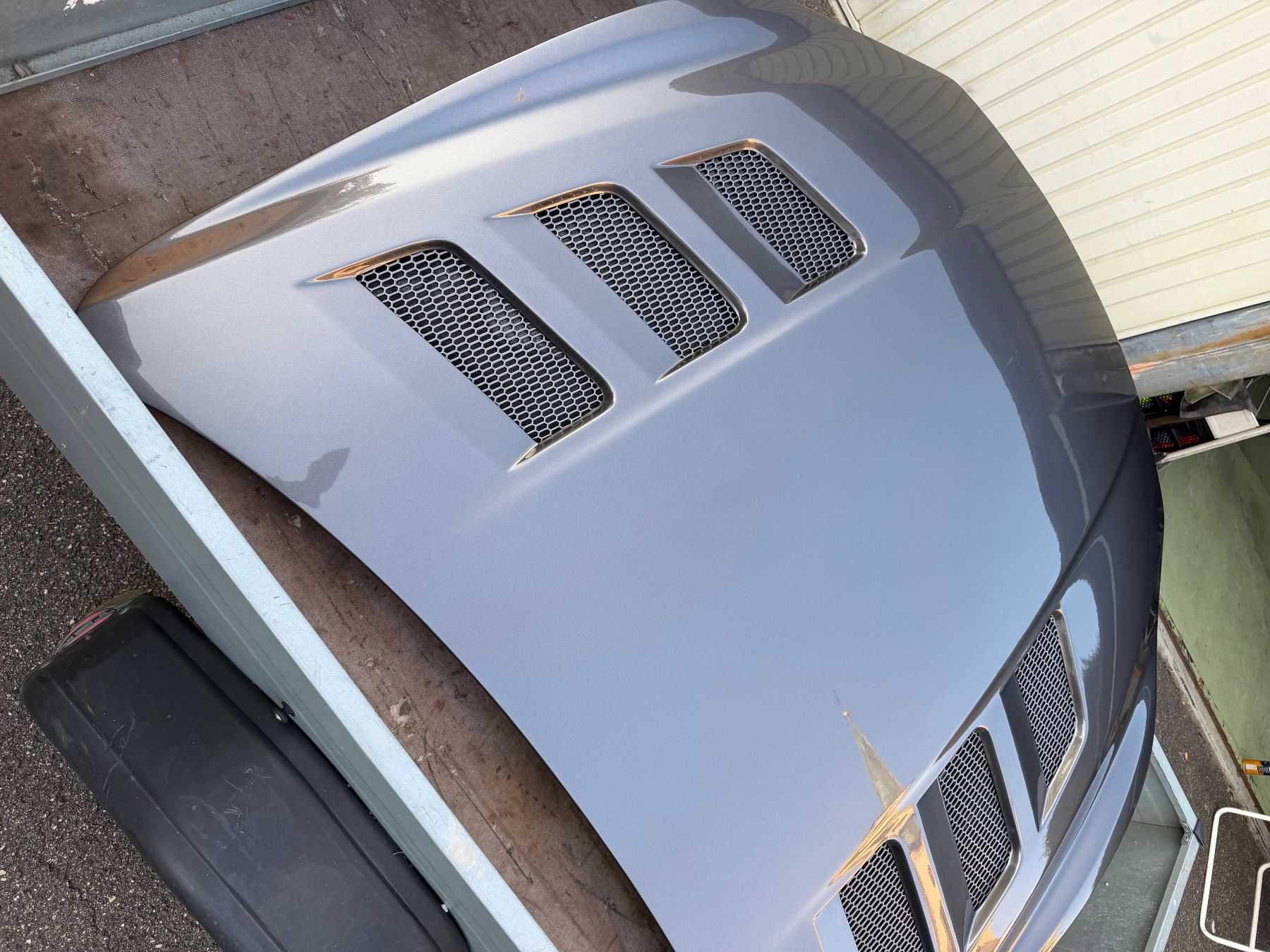 Maserati Tutti pezzi di ricambio auto: Maserati Ghibli Motorhaube Echt Carbon – Usato da Eiken venduto da Bily1970 1