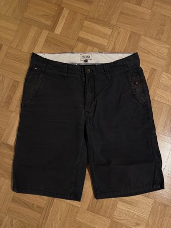 Tommy Hilfiger Shorts Grösse 30