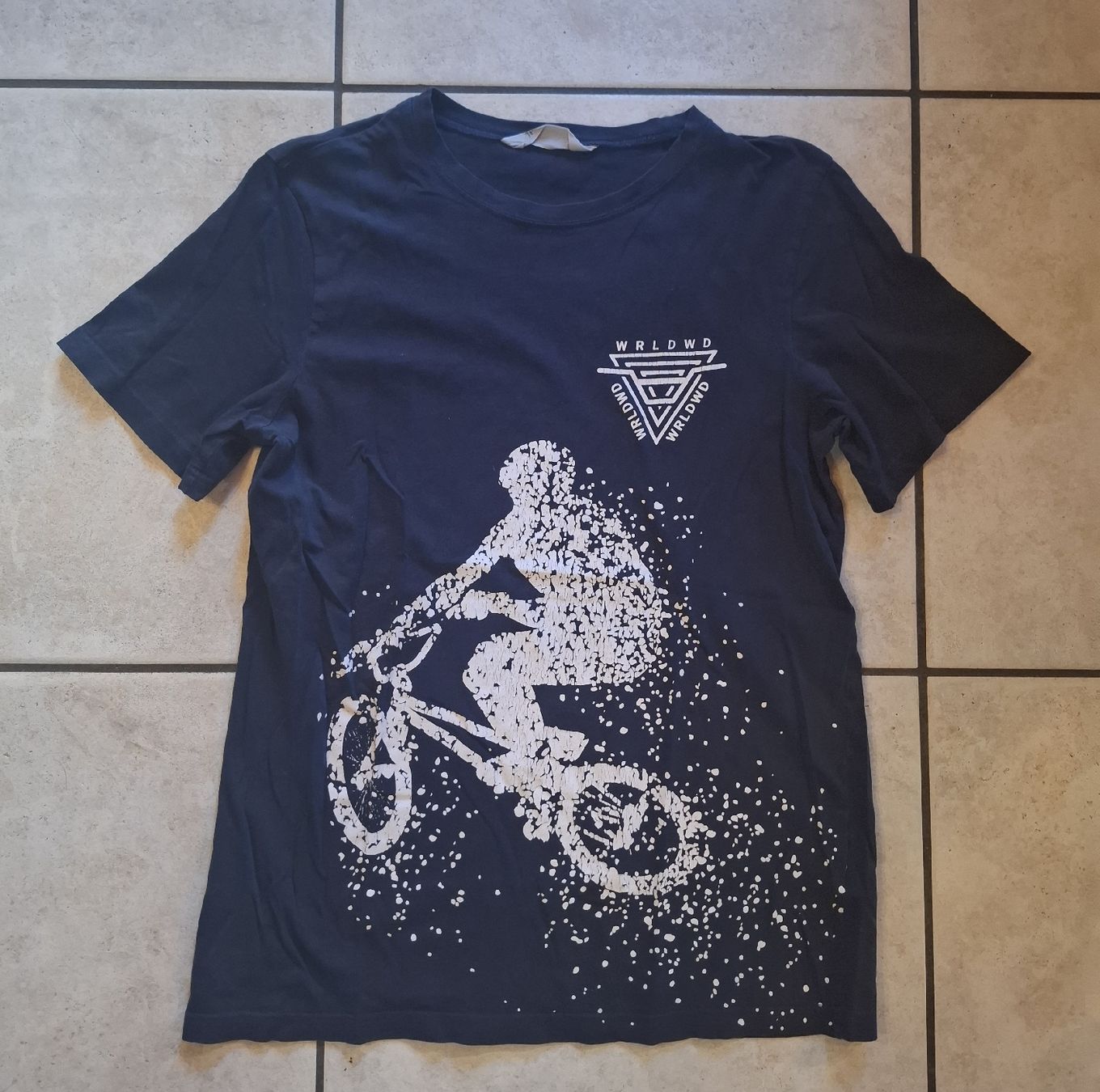 H&M Camicie, T-shirt & Polo: T-Shirt Gr. 170, H&M, dunkelblau – Usato da Urtenen-Schönbühl venduto da nerdgirl