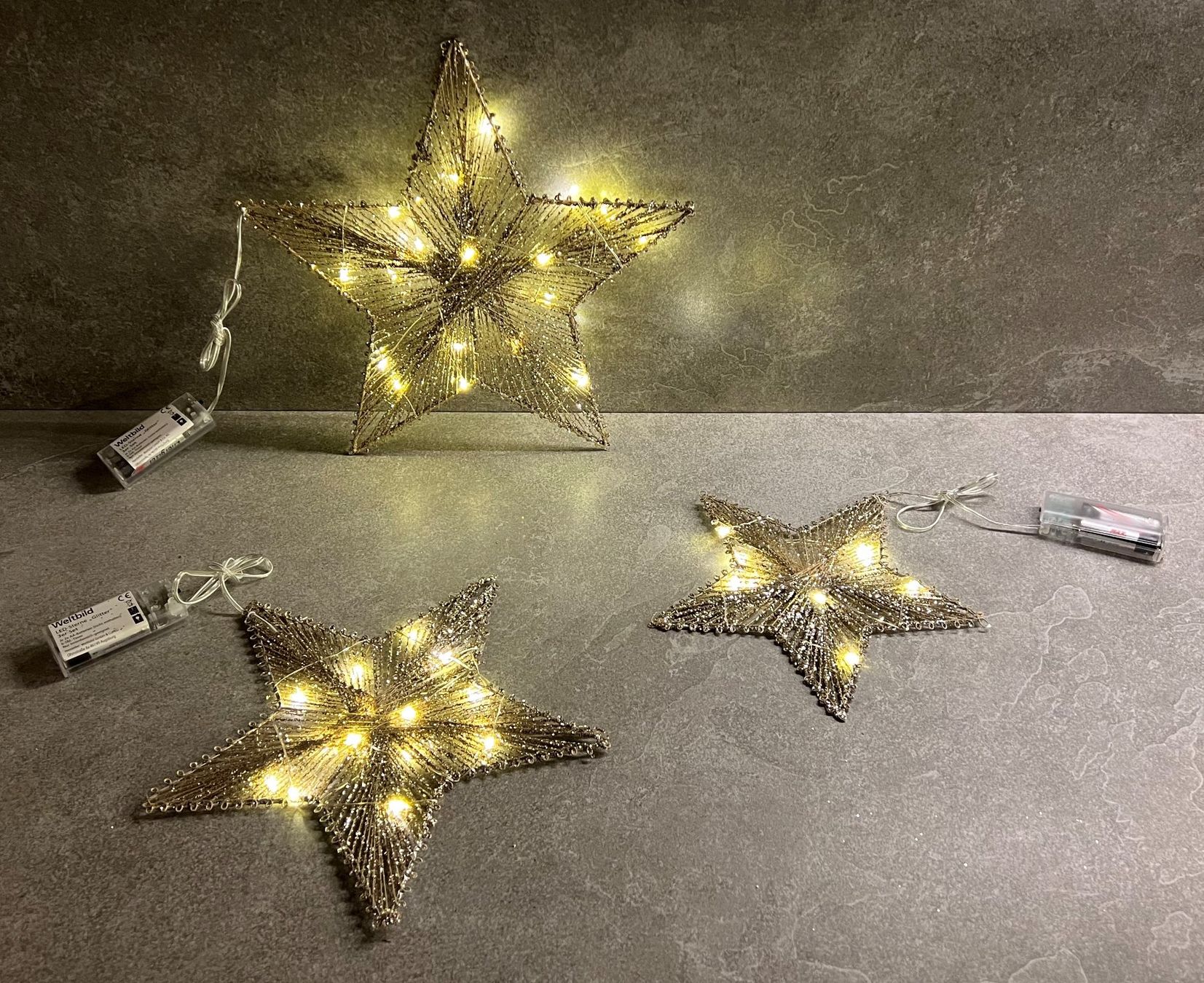 Tutte le decorazioni: STERNEN im 3er Set mit Batterien ... – Nuovo e nell'imballaggio originale da Chur venduto da Lotti12 3