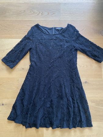 Elegantes Spitzenkleid von Street One - Grösse 42