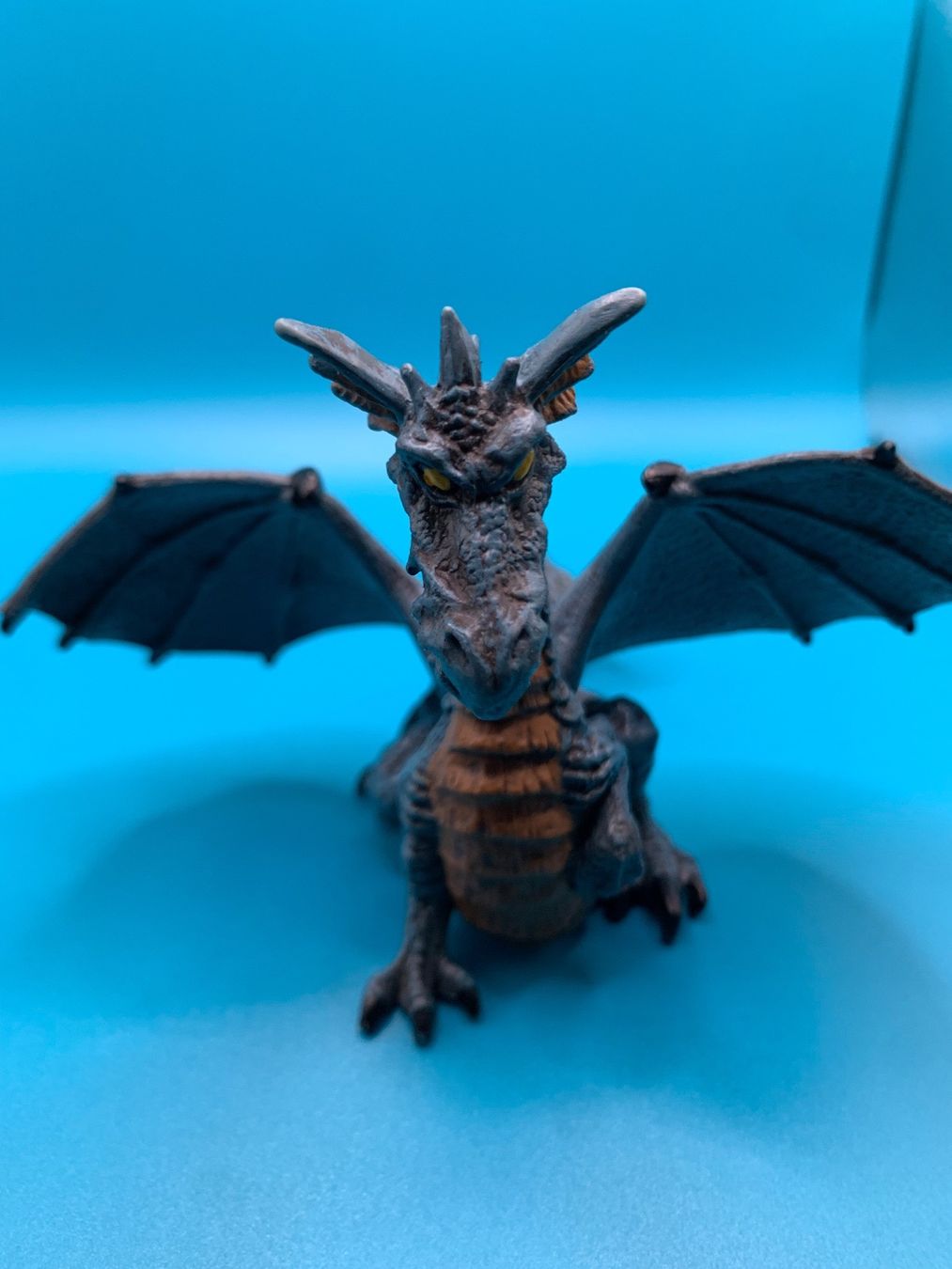 Giocattoli: 2 Actiongeladene Drachen Figuren – Usato da Küsnacht ZH venduto da BricksNfigs 2