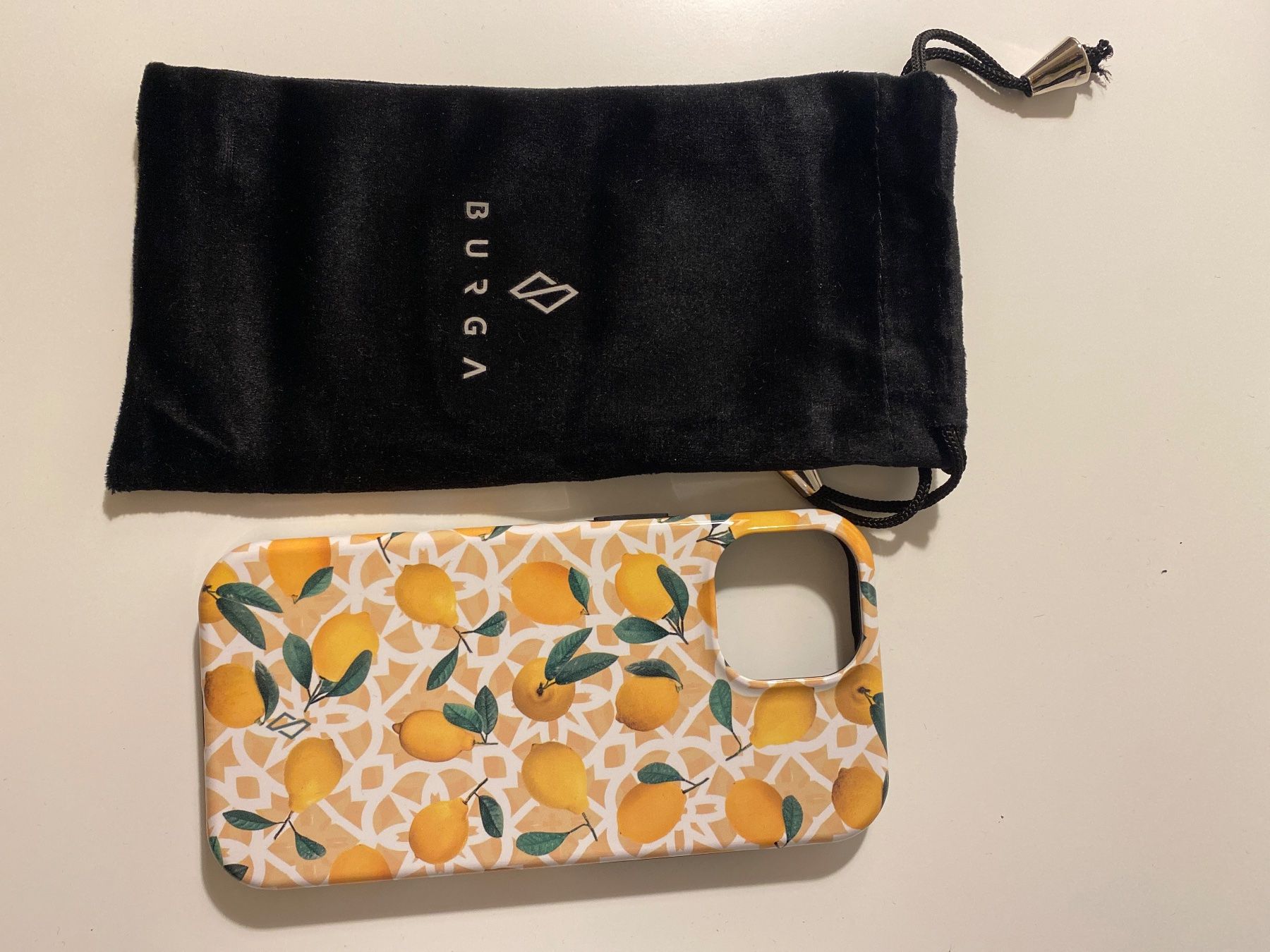 Cover & Protezioni schermo: Handy Hülle IPhone 15 – Nuovo e nell'imballaggio originale da Ettingen venduto da gaggalari