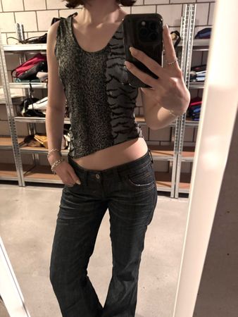 vintage top snakeskin optic grey
