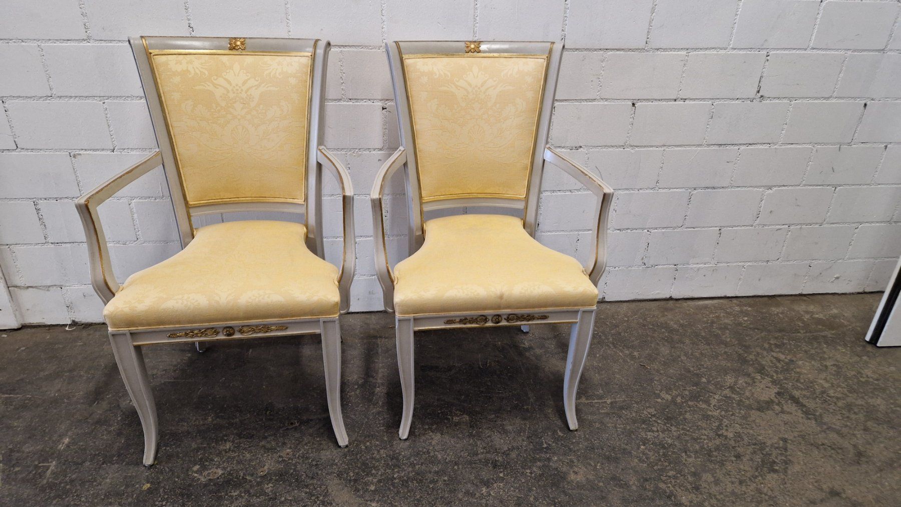 Stühle: 2 Stühle klassizissmus oder Louis Seize Design – Gebraucht aus Wädenswil von verebe