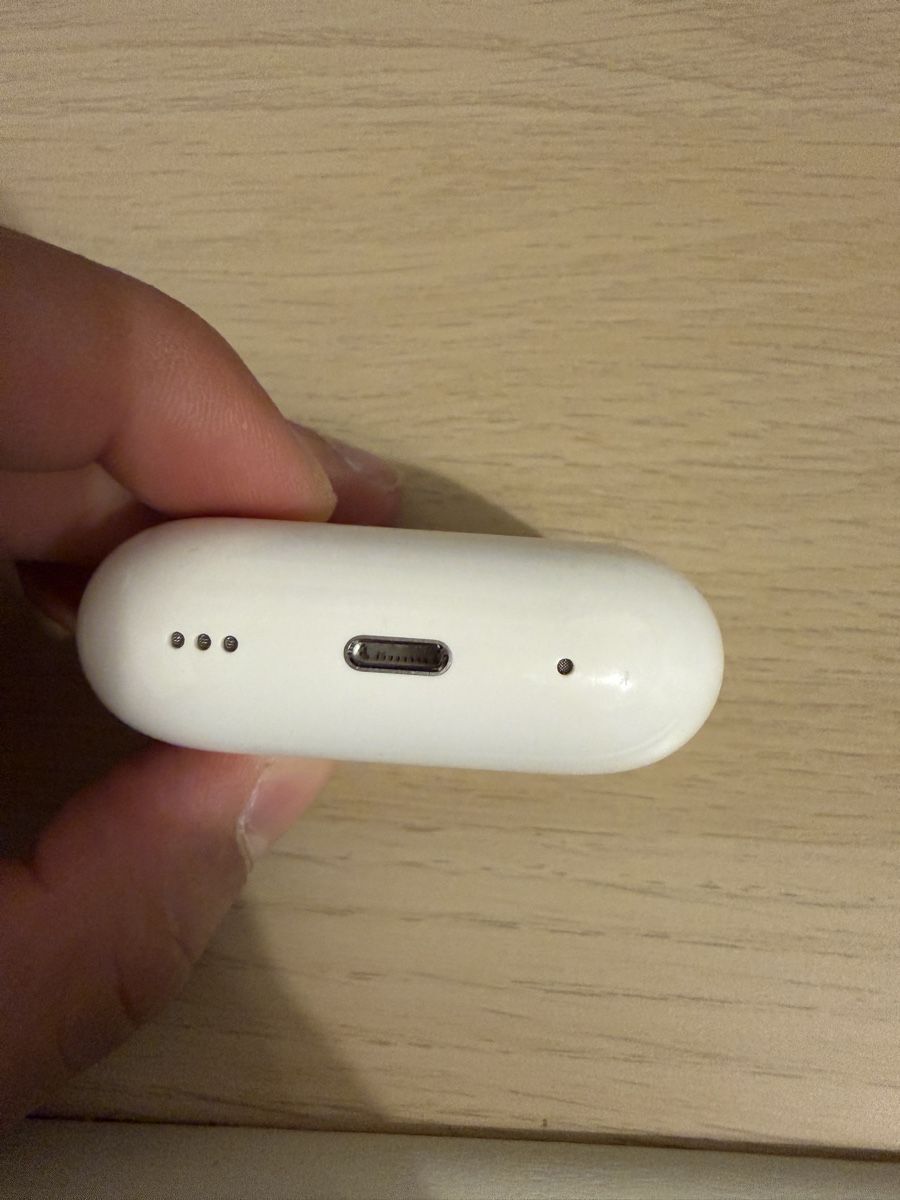 Apple Cuffie: Apple AirPods Pro Ladecase A2700 – Usato da Zürich venduto da fresh0001 4