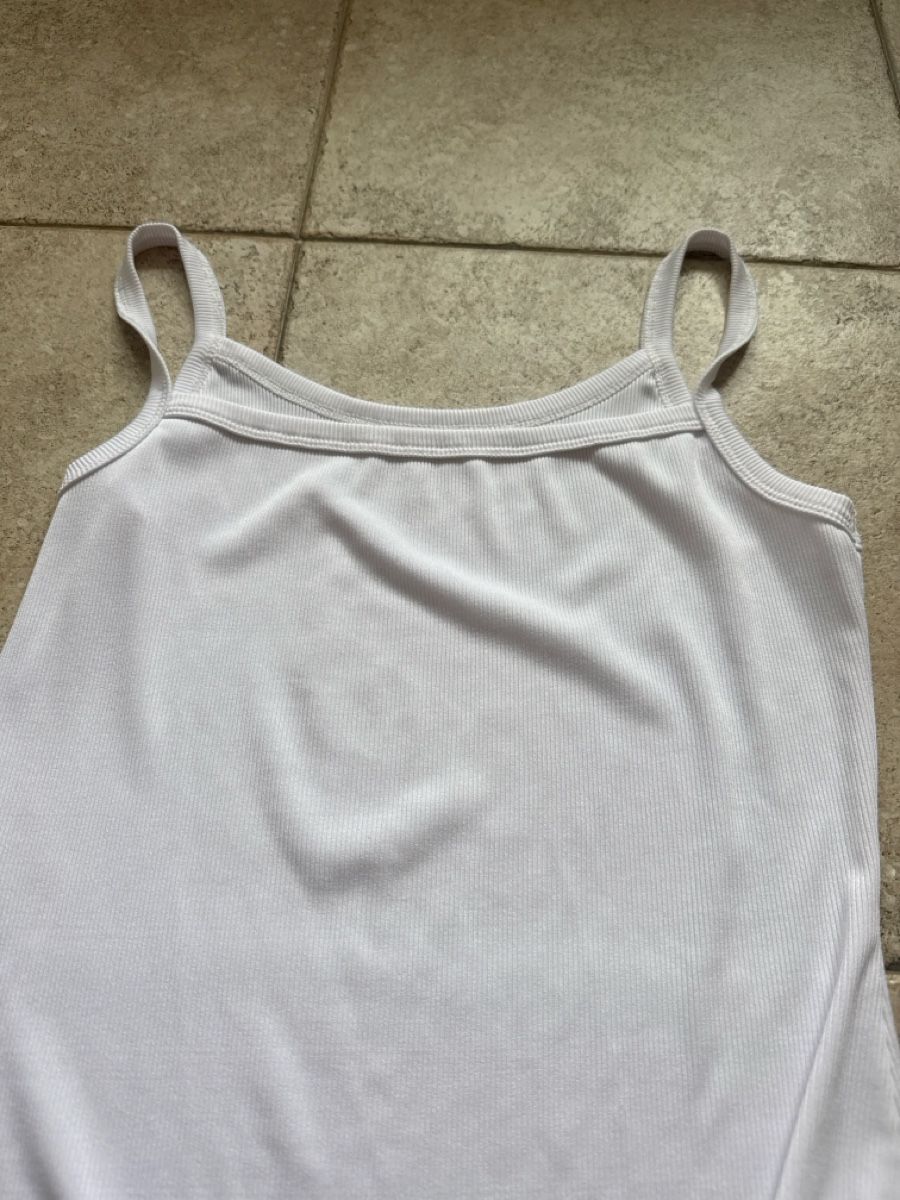 Top: Weisser Body mit Trägern (Grösse M) – Nuovo (secondo la descrizione) da Pratteln venduto da syr_g2ql 1