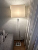 Stehlampe dimmbar mit weissem Lampenschirm