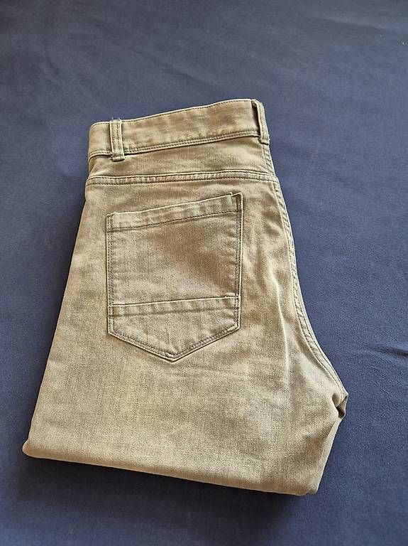 Jeans: Benetton Jenas – Usato da Heimisbach venduto da dstli