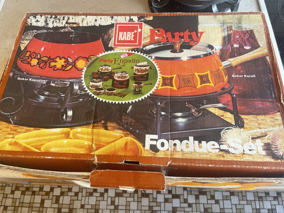 Set di piatti: Lot pour fondue bourguignonne  – Usato da Vernier venduto da Cocopschit 7
