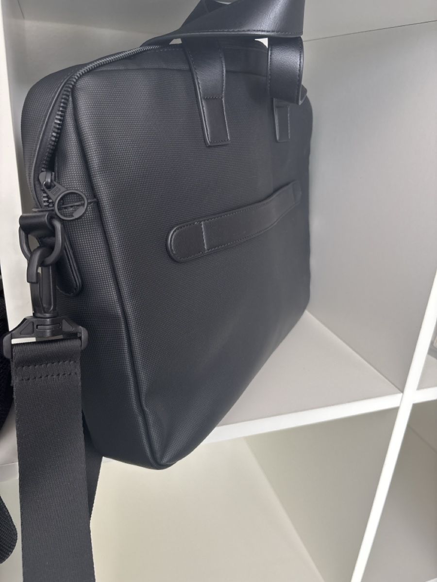 Tommy Hilfiger Sacs: Notebook Tasche Tommy Hilfiger – D'occasion à Hägendorf par Borni1 1