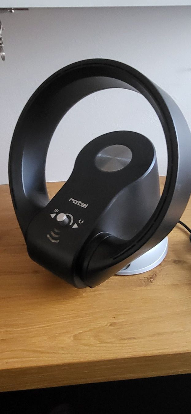 Rotel Ventilateurs: Tisch-Ventilator Rotel schwarz – D'occasion à Magliaso par m_tardy 1
